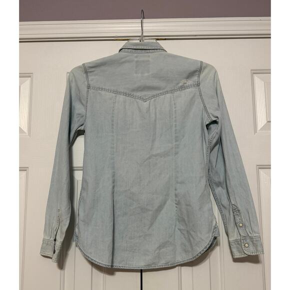 American Eagle Slim Fit Light Chambray Button-Up Shirt, Size M - Picture 2 of 8